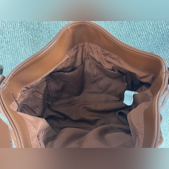 Brown Genuine Leather Hobo Bag with Slouch Design Shoulder Bag - Picture 8 of 16